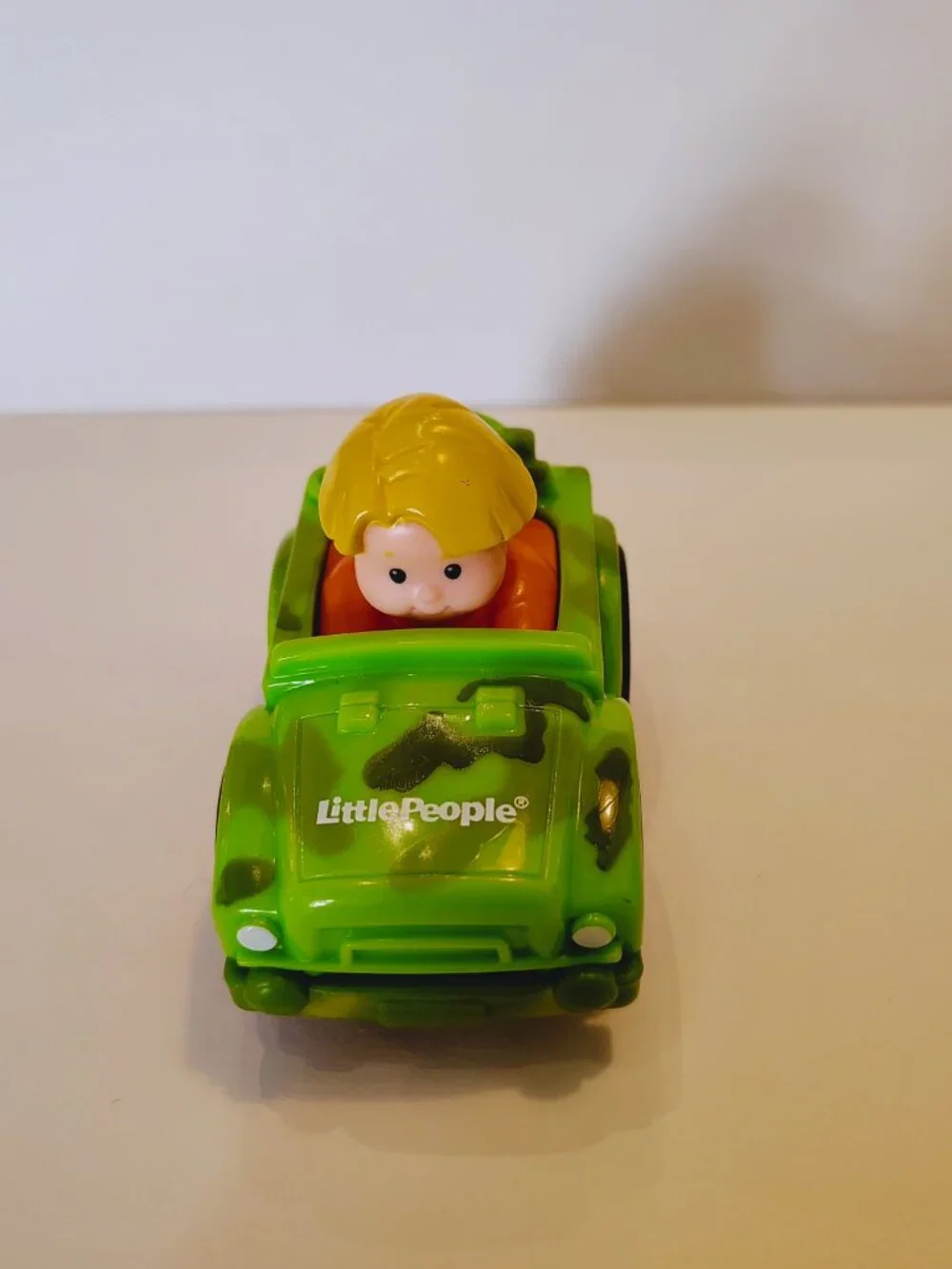 Fisher Price Little People Wheelies Maggie On Trike Eddie Camo Jeep Lot Of 2